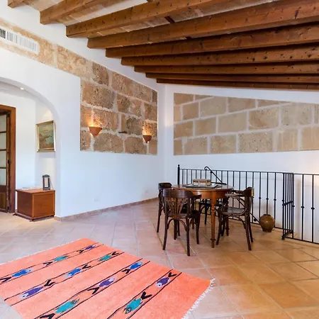 Villa Mora *